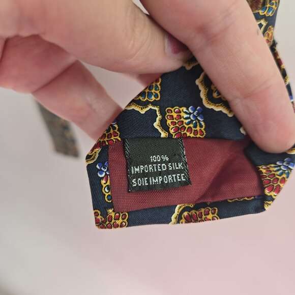 Christian Dior Cravates 100% Silk Navy Floral Fan Pattern Tie - Picture 6 of 6